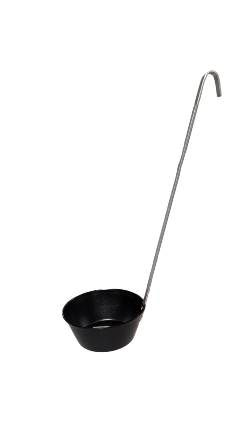 Hooked Ladle