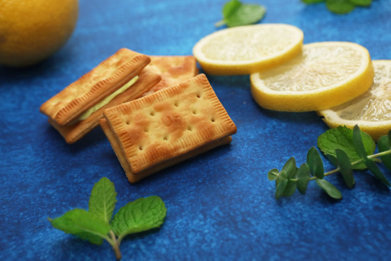 Khong Guan Lemon Puff Biscuits