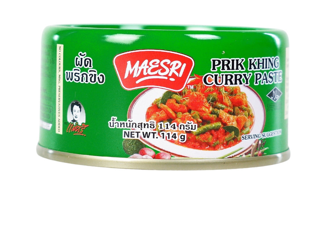 Can of Maesri Prik Khing Curry Paste with green label and red logo.