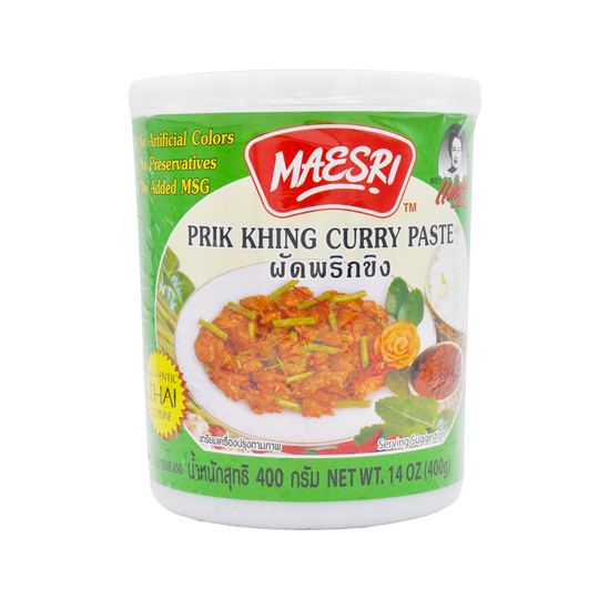 Container of Maesri Prik Khing Curry Paste with a visual of the product and some food prepared with the paste.